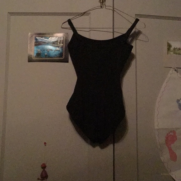 Capazo médium leotard with built in bra - Picture 2 of 2